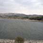البحث عن شاب فُقِدَ في بحيرة سد وادي العرب بمحافظة اربد
