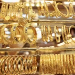 88.1 دينار سعر غرام الذهب عيار 21 بالسوق المحلية