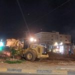 بلدية إربد تبدأ أعمال إزالة ميدان الثقافة لتركيب إشارة ذكية