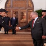الملك يلتقي فريق البحث والإنقاذ الأردني الدولي العائد من فنزويلا ويشيد بجهوده