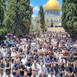 70 ألف مصل يؤدون صلاة الجمعة في المسجد الأقصى